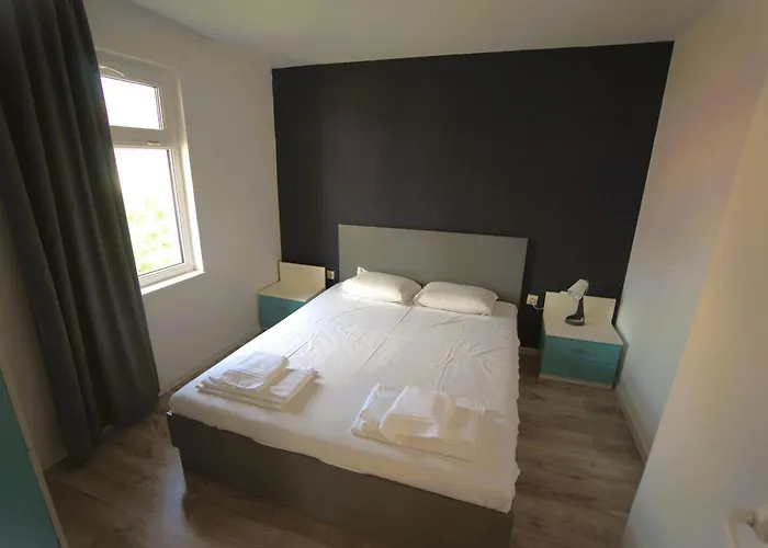 Emona 5 Floor 4 布尔加斯